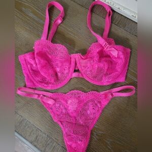 Jezebel bra and panty set